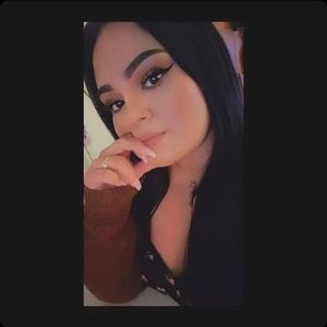 Meet your Posher, Sandra